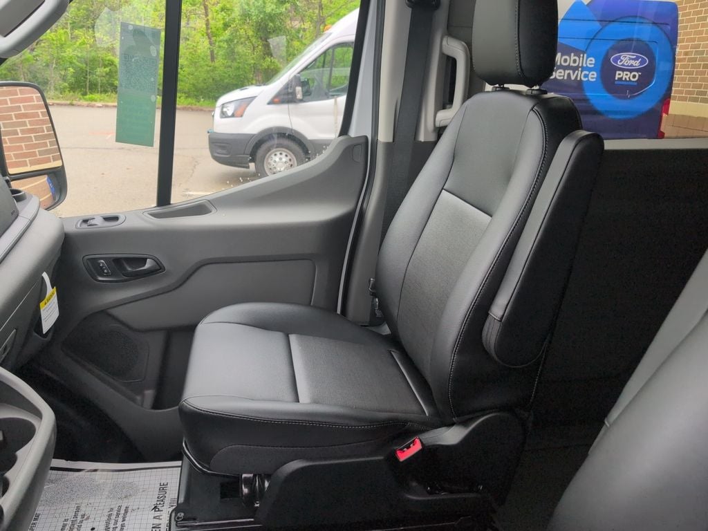 2026 Ford Transit-350 XL