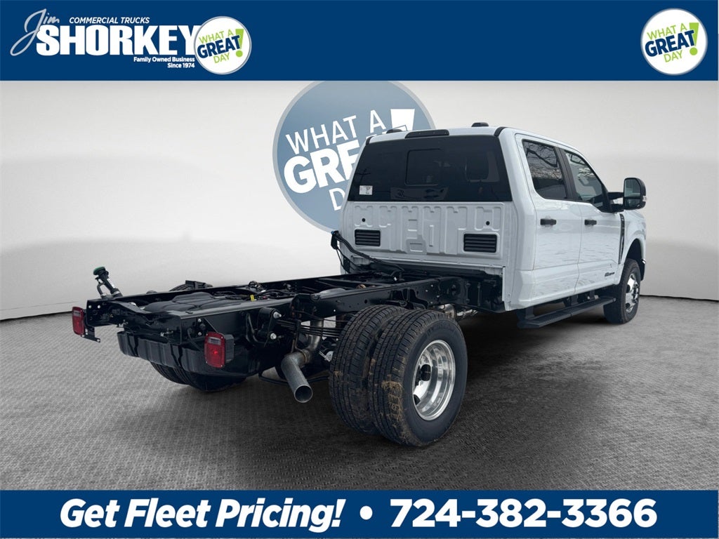 2026 Ford F-350SD XL DRW 4x4 / 6.7L Diesel / 60" CA Chassis