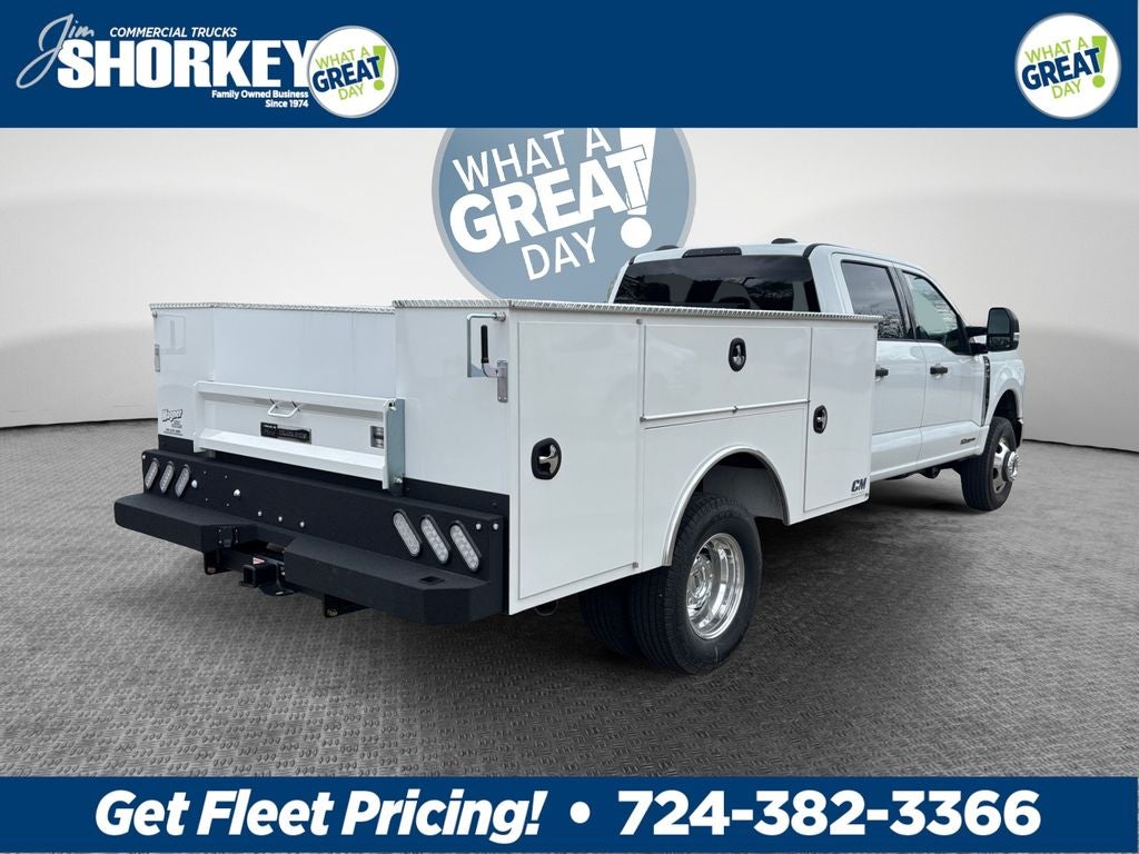 2026 Ford F-350SD XLT DRW 4x4 / 6.7L Diesel / 9' Service Body
