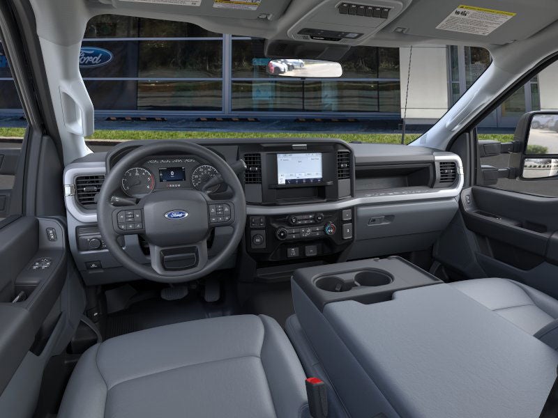 2026 Ford F-600SD XL DRW 4x2 / 7.3L V8 / 84" CA Chassis