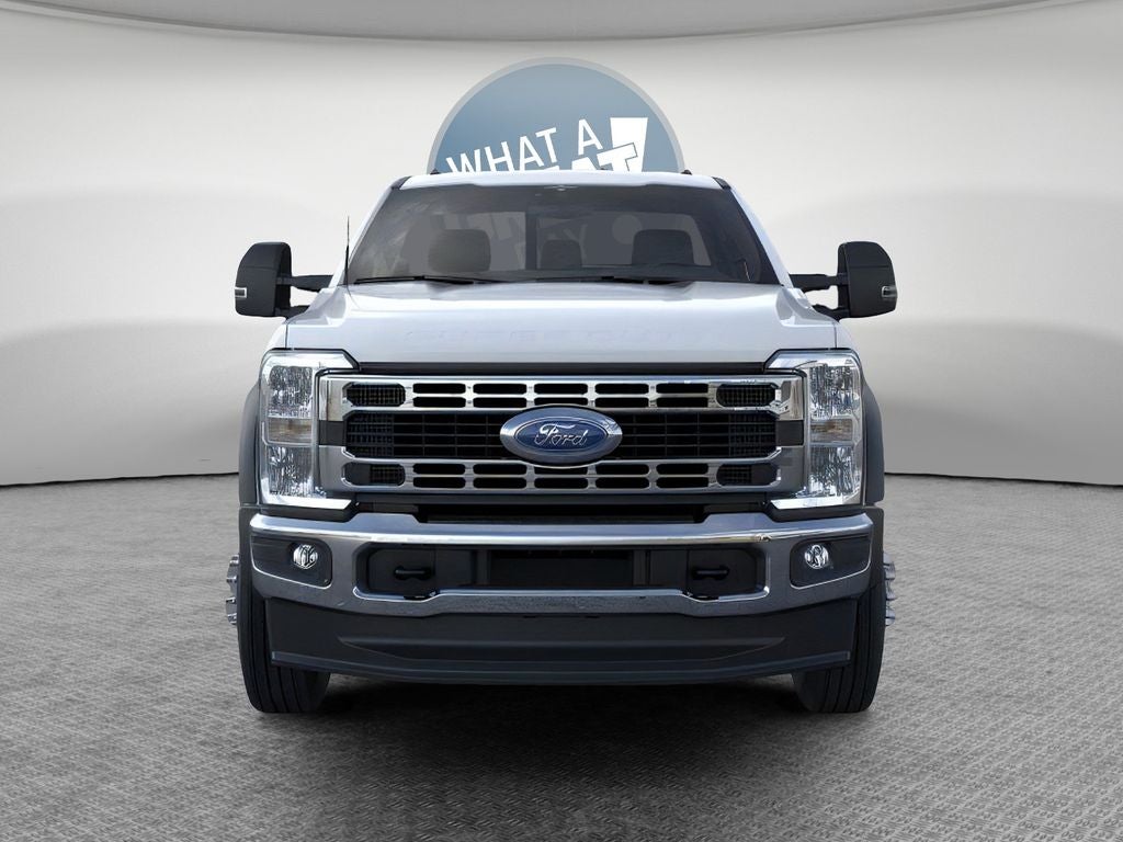 2026 Ford F-600SD XL DRW 4x4 / 7.3L V8 / 120" CA Chassis