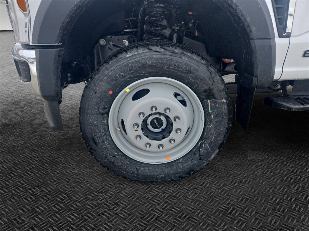 2026 Ford F-600SD XL DRW 4x4 / 6.7L Diesel / 60" CA Chassis