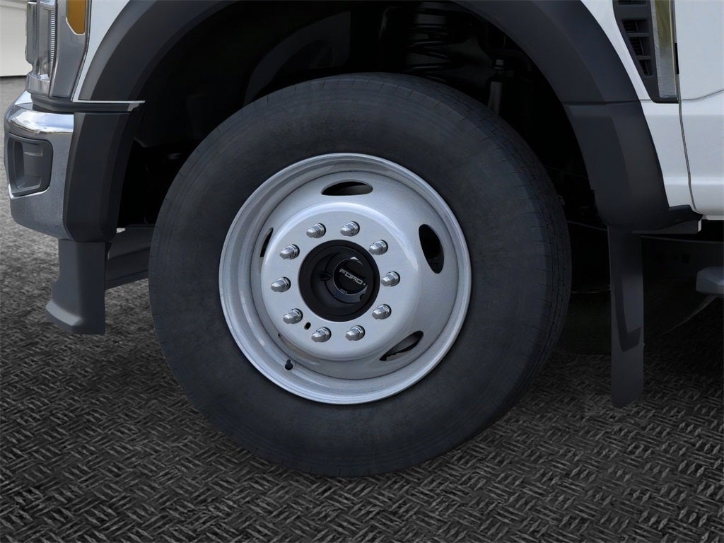 2026 Ford F-600SD XL DRW 4x4 / 6.7L Diesel / 60" CA Chassis