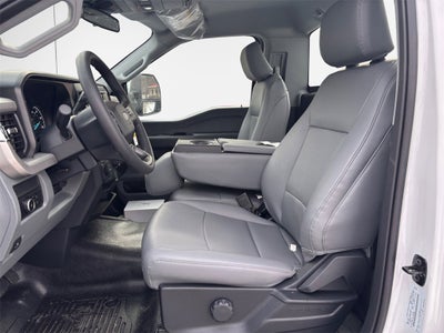 2026 Ford F-600SD XL DRW 4x4 / 6.7L Diesel / 60" CA Chassis