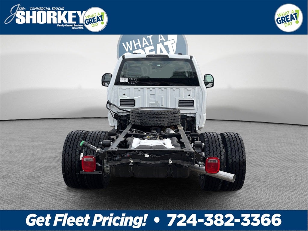 2026 Ford F-600SD XL DRW 4x4 / 6.7L Diesel / 60" CA Chassis