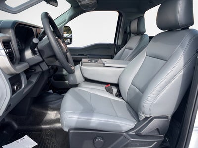 2026 Ford F-600SD XL DRW 4x4 / 6.7L Diesel / 84" CA Chassis