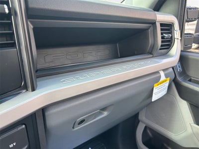 2026 Ford F-600SD XL DRW 4x4 / 6.7L Diesel / 84" CA Chassis