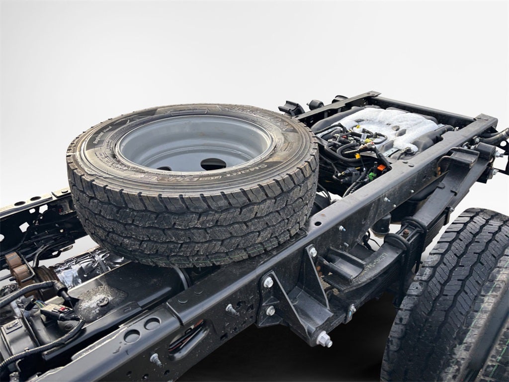 2026 Ford F-600SD XL DRW 4x4 / 6.7L Diesel / 60" CA Chassis