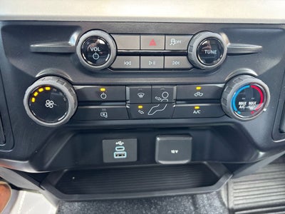 2026 Ford F-600SD XL DRW 4x4 / 6.7L Diesel / 9'7" Steel Dump