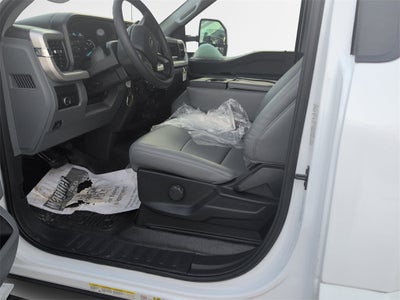 2026 Ford F-600SD XL DRW 4x4 / 6.7L Diesel / 11' Switch-N-Go