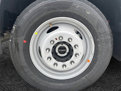 2026 Ford F-600SD XL DRW 4x4 / 6.7L Diesel / 120" CA Chassis