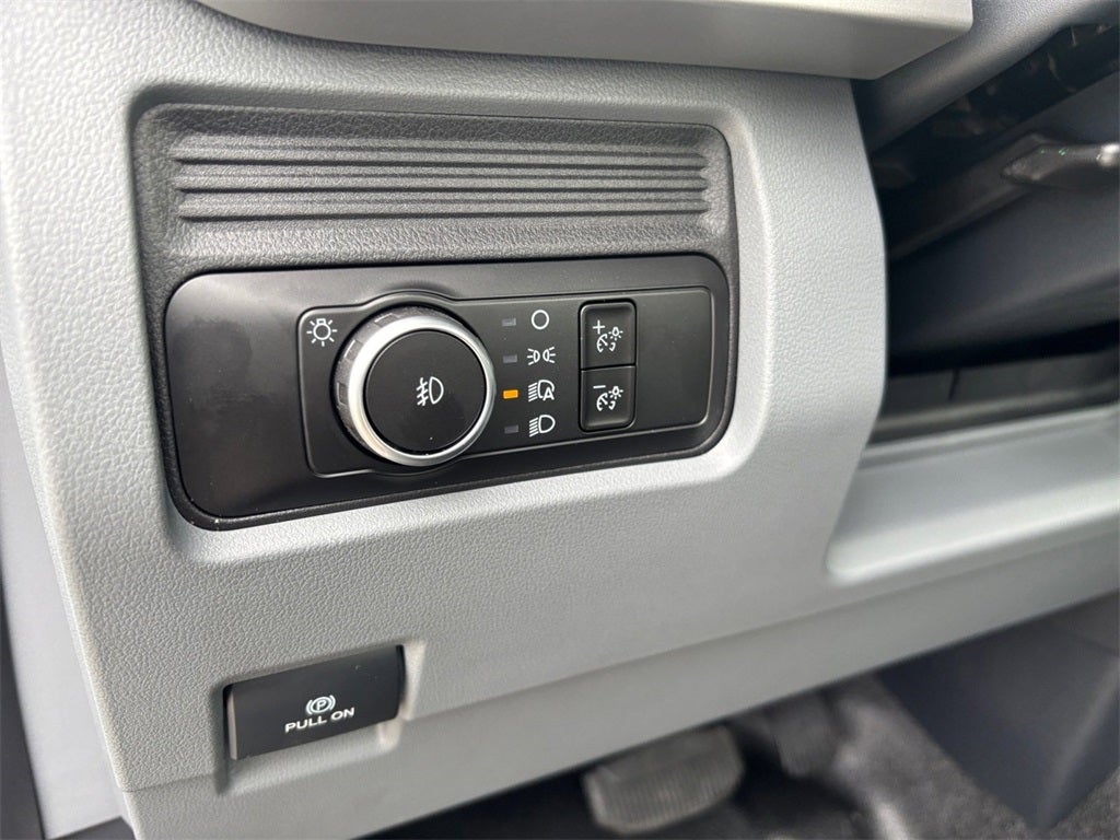 2026 Ford F-600SD XL DRW 4x4 / 6.7L Diesel / 60" CA Chassis