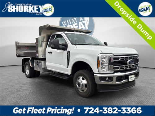 2025 Ford F-350SD XL DRW 4x4 / 7.3L V8 / 9' Aluminum Dropside Dump