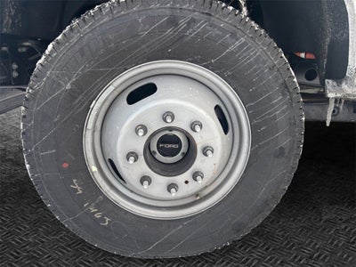 2026 Ford F-350SD XL DRW 4x4 / 7.3L V8 / 9'7" Steel Dump