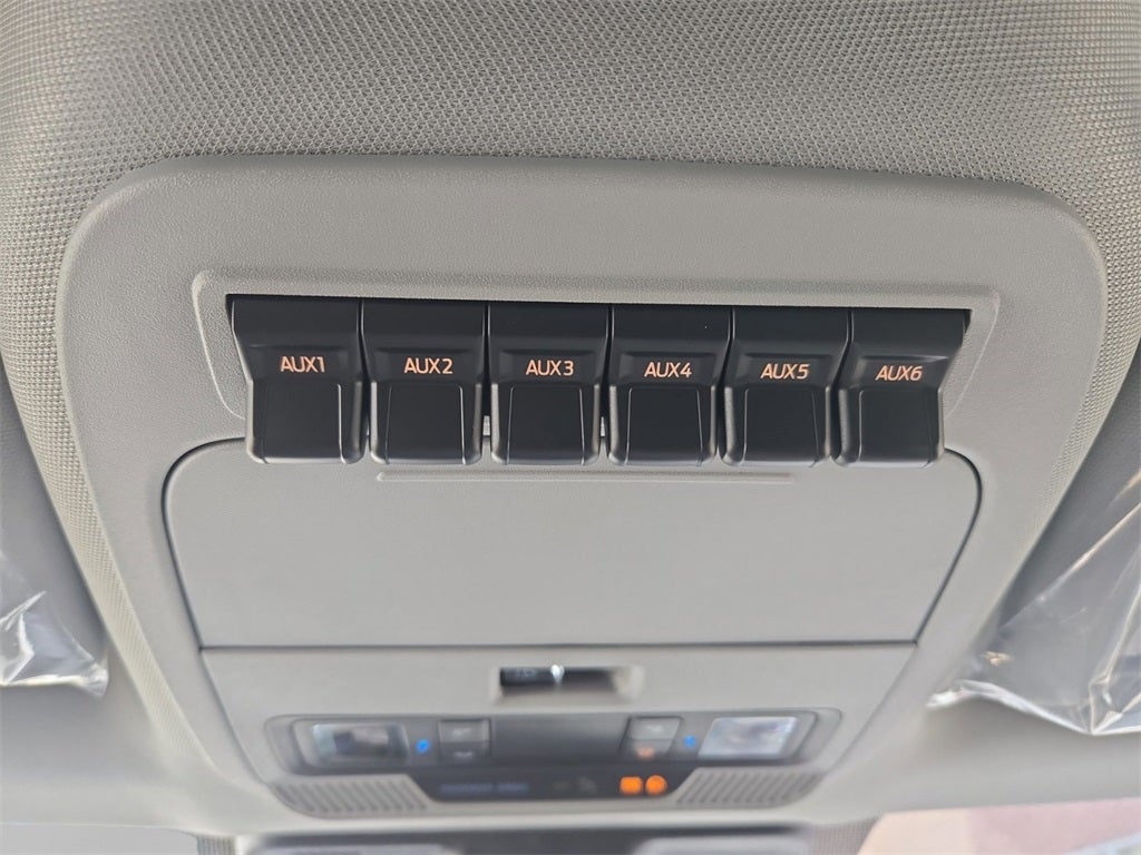 2026 Ford F-550SD XL DRW 4x4 / 6.7L Diesel / 60" CA Chassis