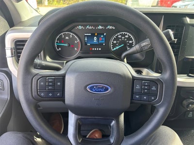 2026 Ford F-550SD XL DRW 4x4 / 6.7L Diesel / 11' Service Body