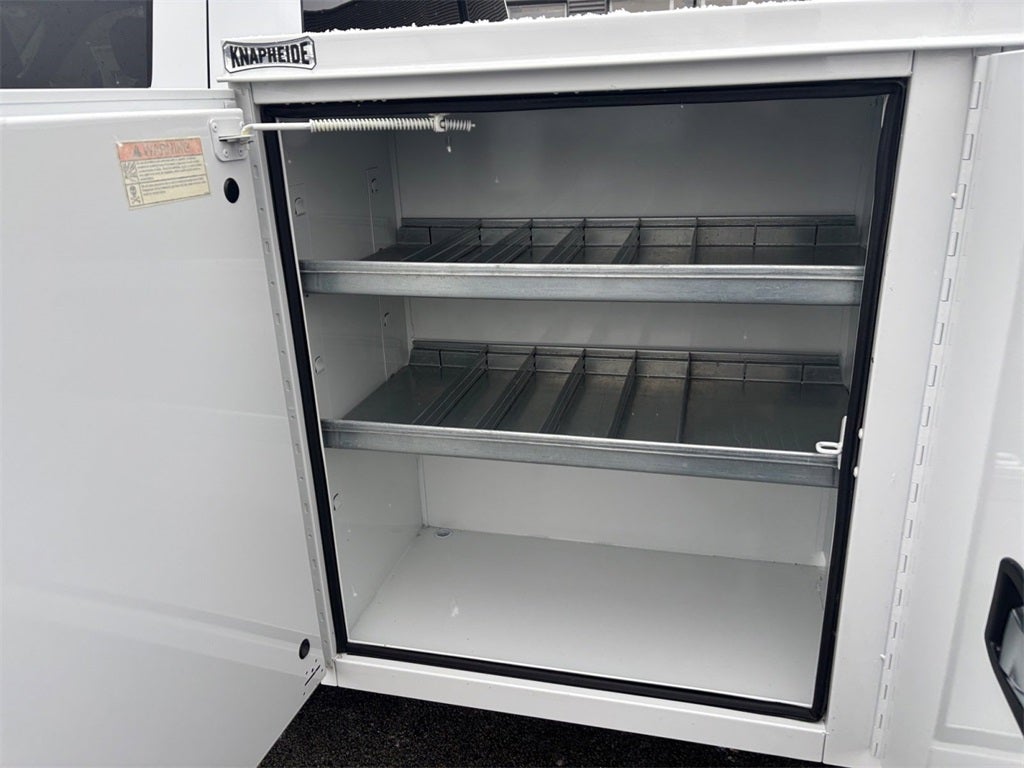 2026 Ford F-550SD XL DRW 4x4 / 6.7L Diesel / 11' Service Body