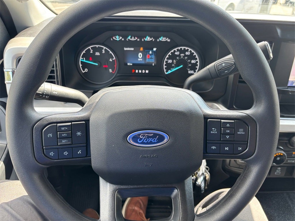 2026 Ford F-550SD XL DRW 4x4 / 6.7L Diesel / 84" CA Chassis