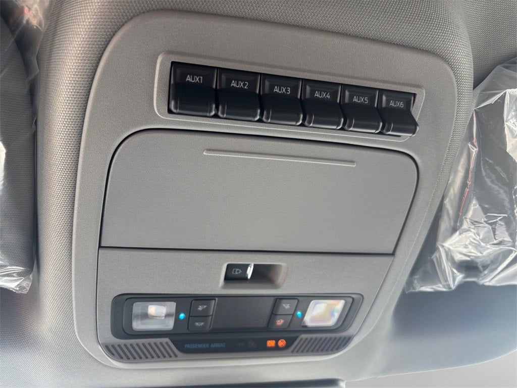 2026 Ford F-550SD XL DRW 4x4 / 6.7L Diesel / 11'4" Steel Flatbed