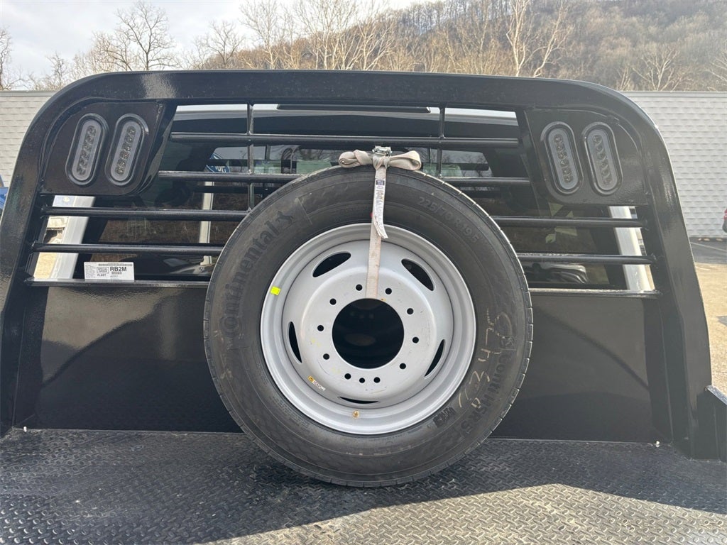 2026 Ford F-550SD XL DRW 4x4 / 6.7L Diesel / 11'4" Steel Flatbed