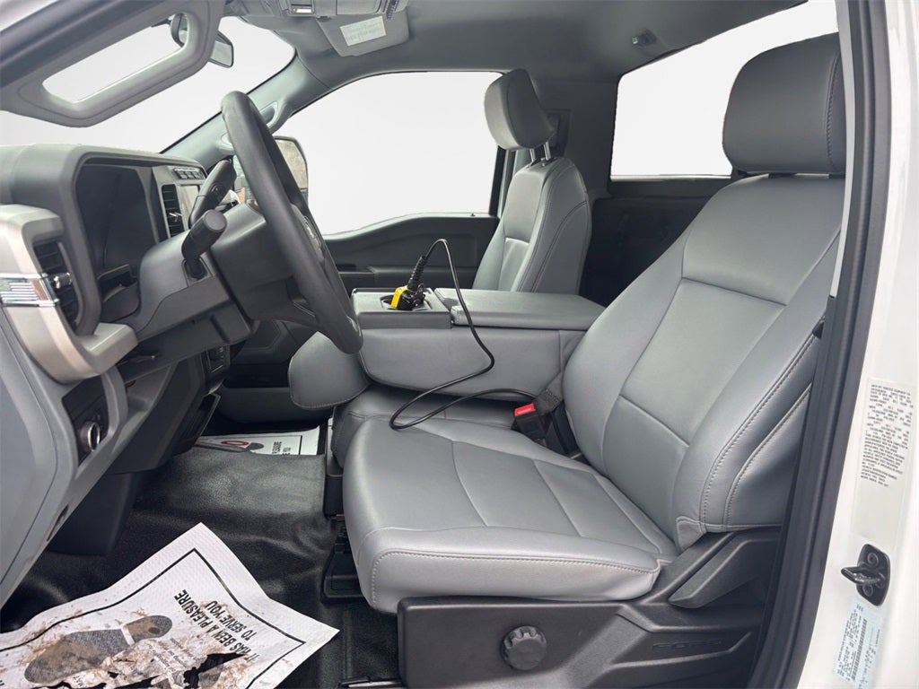 2024 Ford F-550SD XL DRW 4x4 / 7.3L V8 / 11' Steel Dump