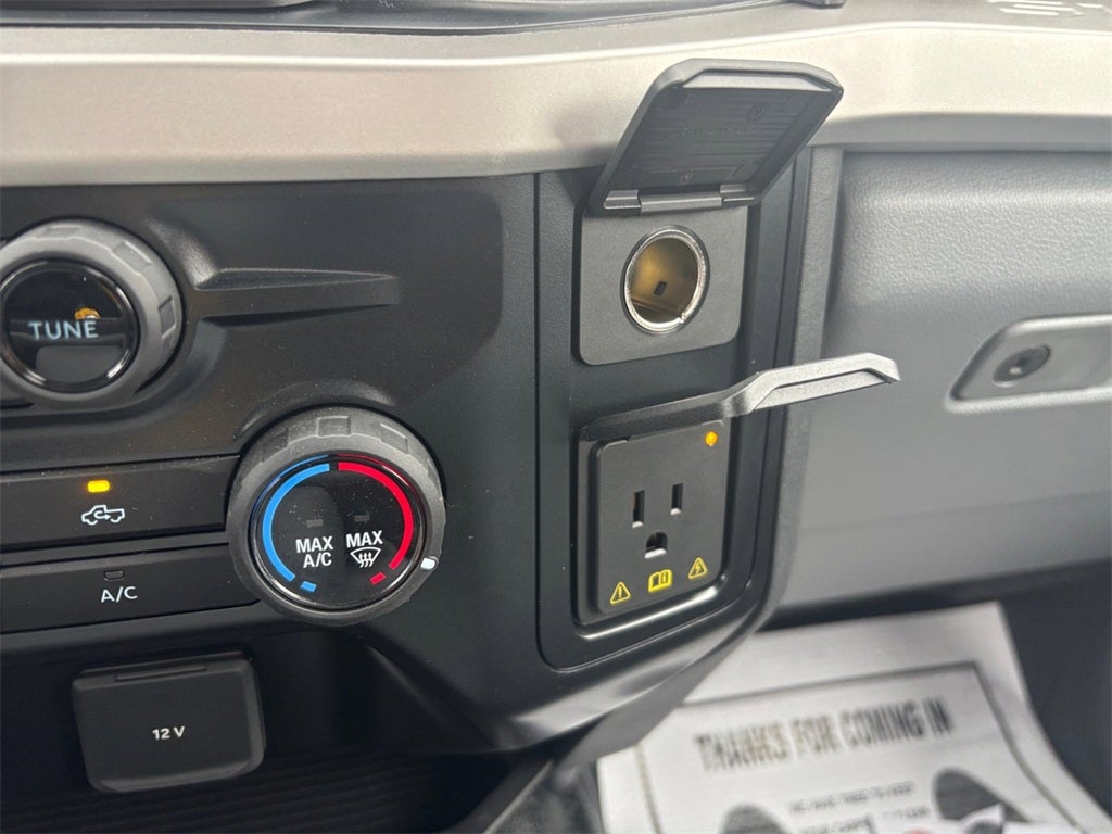 2024 Ford F-550SD XL DRW 4x4 / 7.3L V8 / 11' Steel Dump