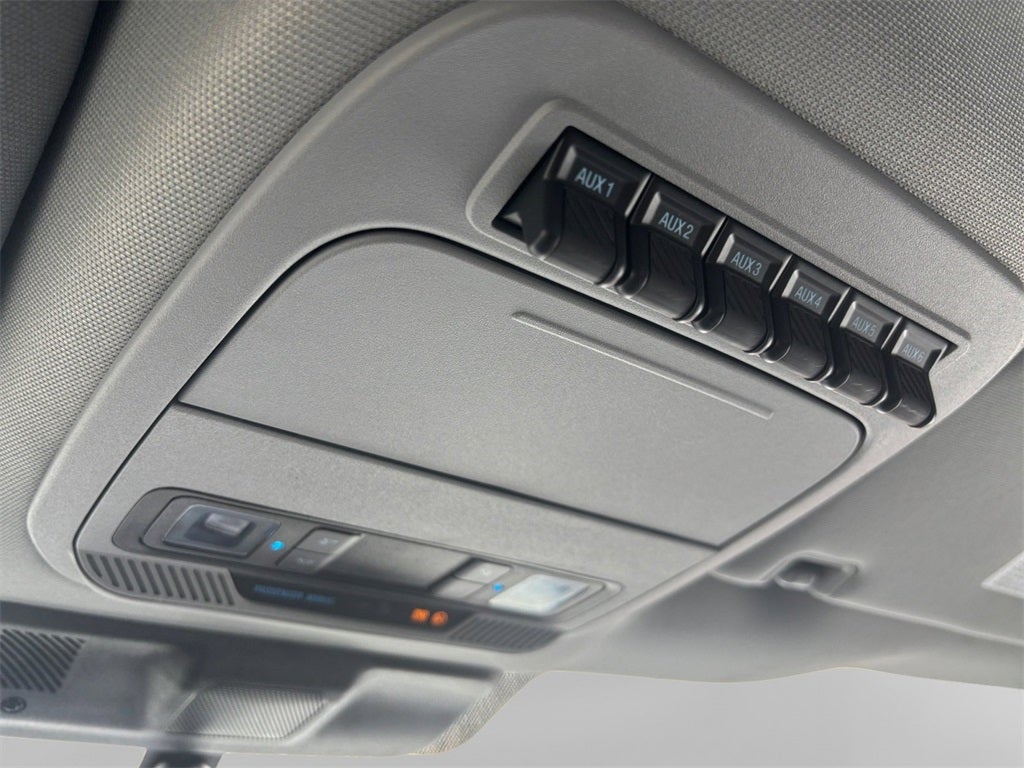 2024 Ford F-550SD XL DRW 4x4 / 7.3L V8 / 11' Steel Dump