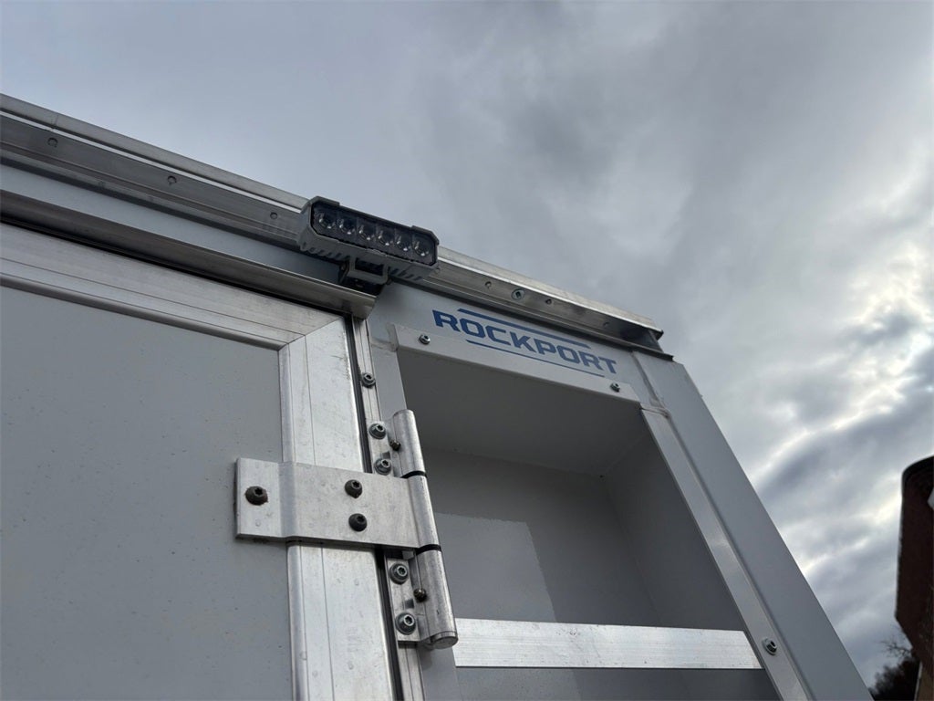 2026 Ford E-350SD Base Cutaway DRW / 7.3L V8 / 12' Workport