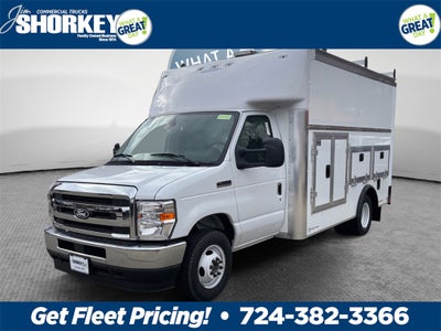 2026 Ford E-350SD Base Cutaway DRW / 7.3L V8 / 12' Workport