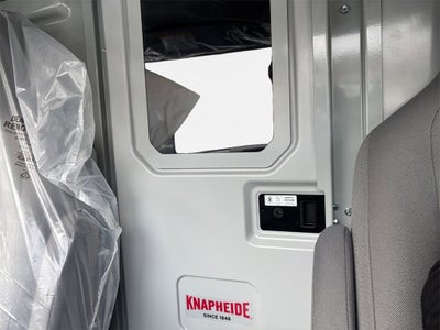 2026 Ford E-350SD Base Cutaway SRW / 7.3L V8 / 10'9" KUV