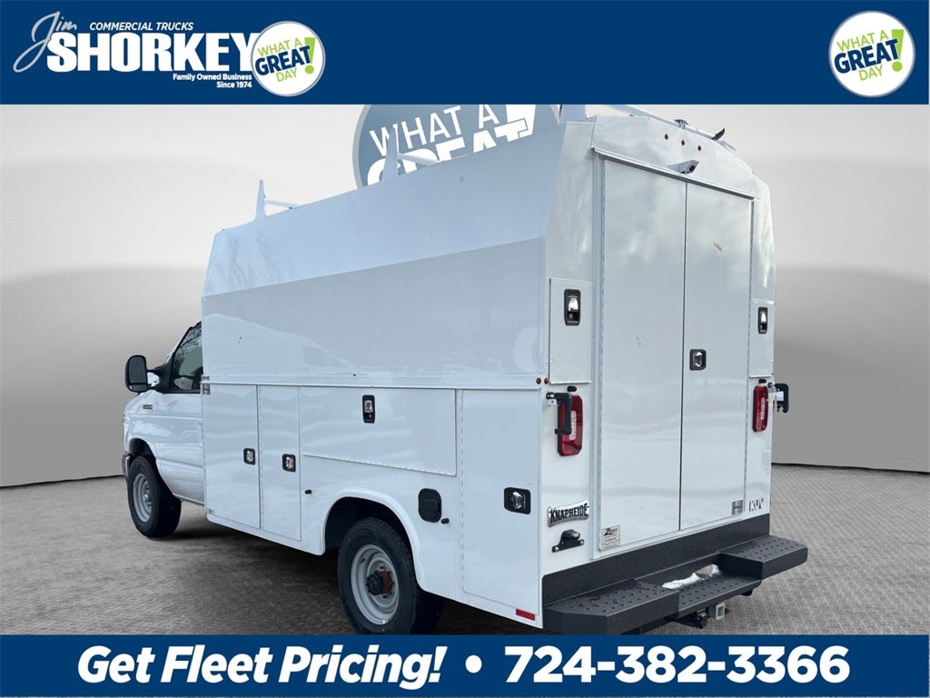 2026 Ford E-350SD Base Cutaway SRW / 7.3L V8 / 10'9" KUV