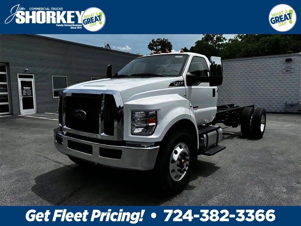 2025 Ford F-750SD Base DRW / 6.7L Diesel / 20' Steel Rollback @Kilar