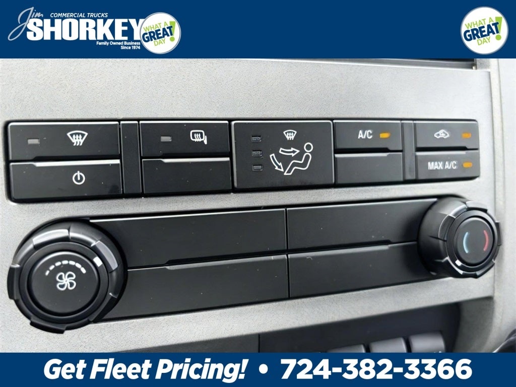 2025 Ford F-750SD Base DRW / 6.7L Diesel / 20' Steel Rollback @Kilar