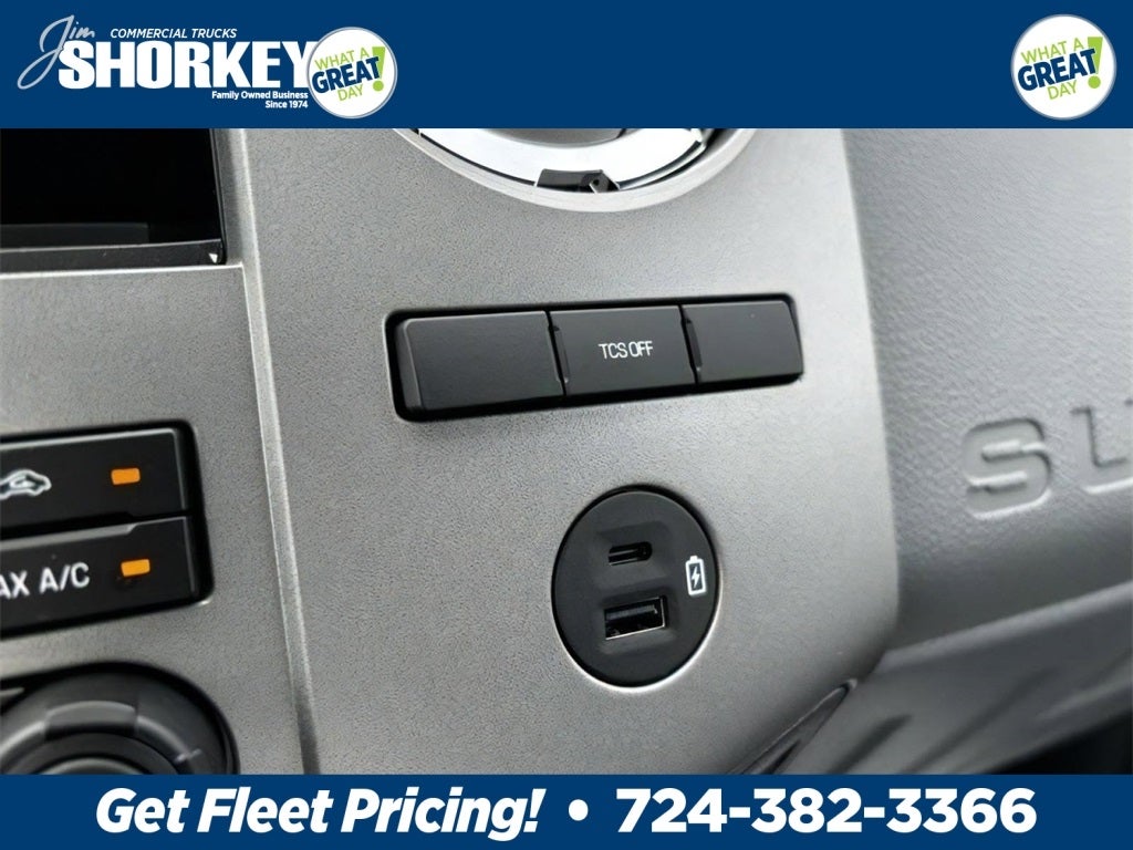 2025 Ford F-750SD Base DRW / 6.7L Diesel / 20' Steel Rollback @Kilar