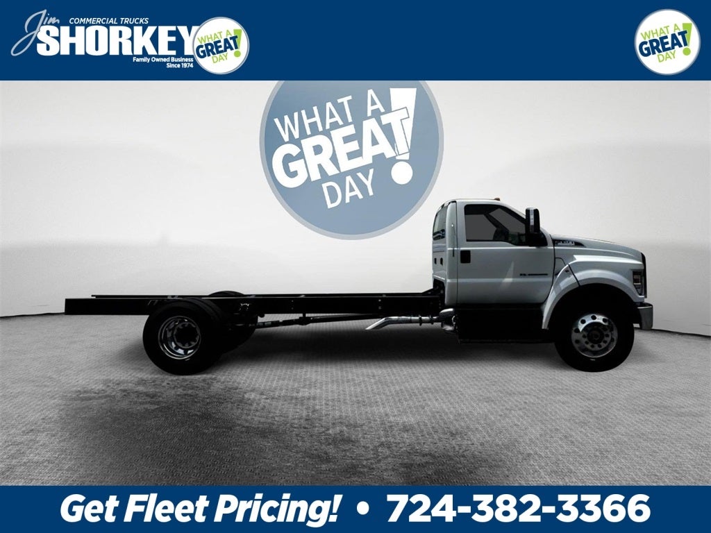 2025 Ford F-750SD Base DRW / 6.7L Diesel / 20' Steel Rollback @Kilar