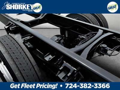 2025 Ford F-750SD Base DRW / 6.7L Diesel / 144" CA Chassis