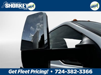 2025 Ford F-750SD Base DRW / 6.7L Diesel / 144" CA Chassis