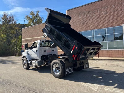 2025 Ford F-750SD Base DRW / 6.7L Diesel / 10' Steel Dump