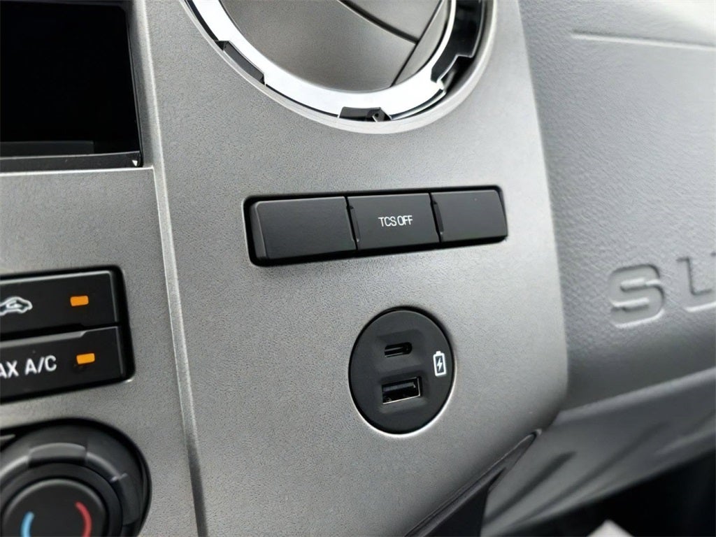 2025 Ford F-750SD Base DRW / 6.7L Diesel / 10' Steel Dump