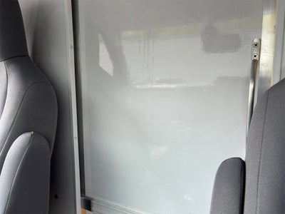 2026 Ford E-450SD Base DRW / 7.3L V8 / 16' Box w/Liftgate