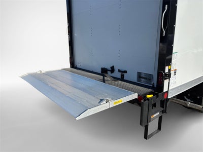 2026 Ford E-450SD Base DRW / 7.3L V8 / 16' Box w/Liftgate