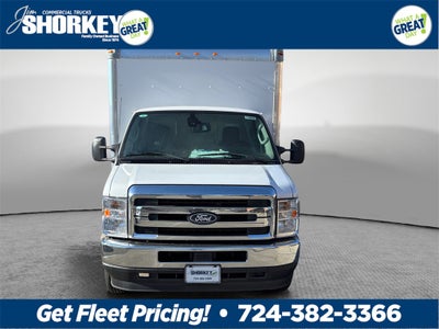 2026 Ford E-450SD Base DRW / 7.3L V8 / 16' Box w/Liftgate