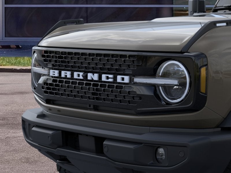 2025 Ford Bronco Outer Banks Black Appearance Package
