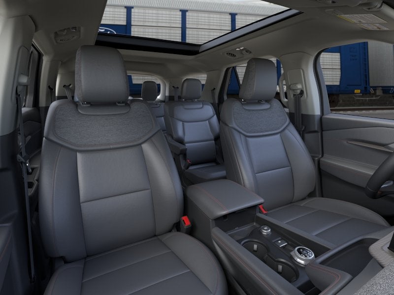 2026 Ford Explorer Active Comfort Package/Moonroof