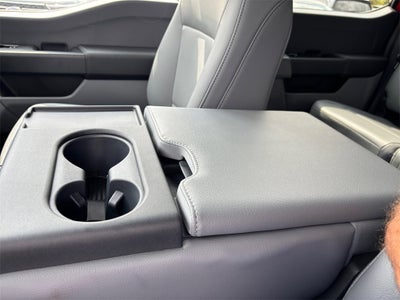 2026 Ford F-250SD XL Off Road Pkg 4x4 / 6.8L V8 / 8' Bed