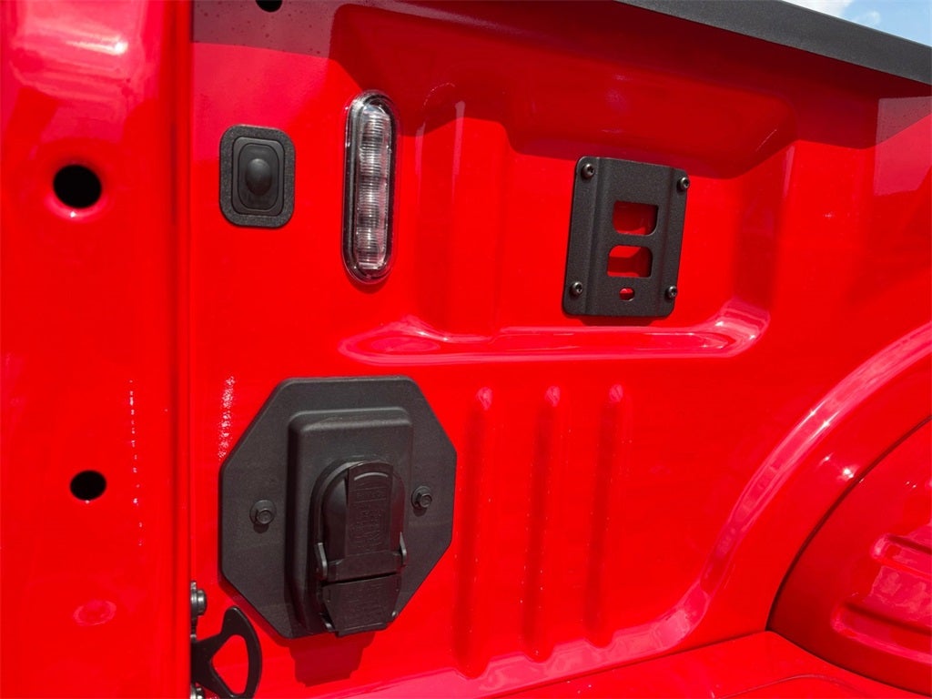 2026 Ford F-250SD XL Off Road Pkg 4x4 / 6.8L V8 / 8' Bed