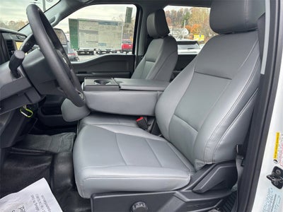 2026 Ford F-250SD XL 4x4 / 6.8L V8 / 8' Service Body