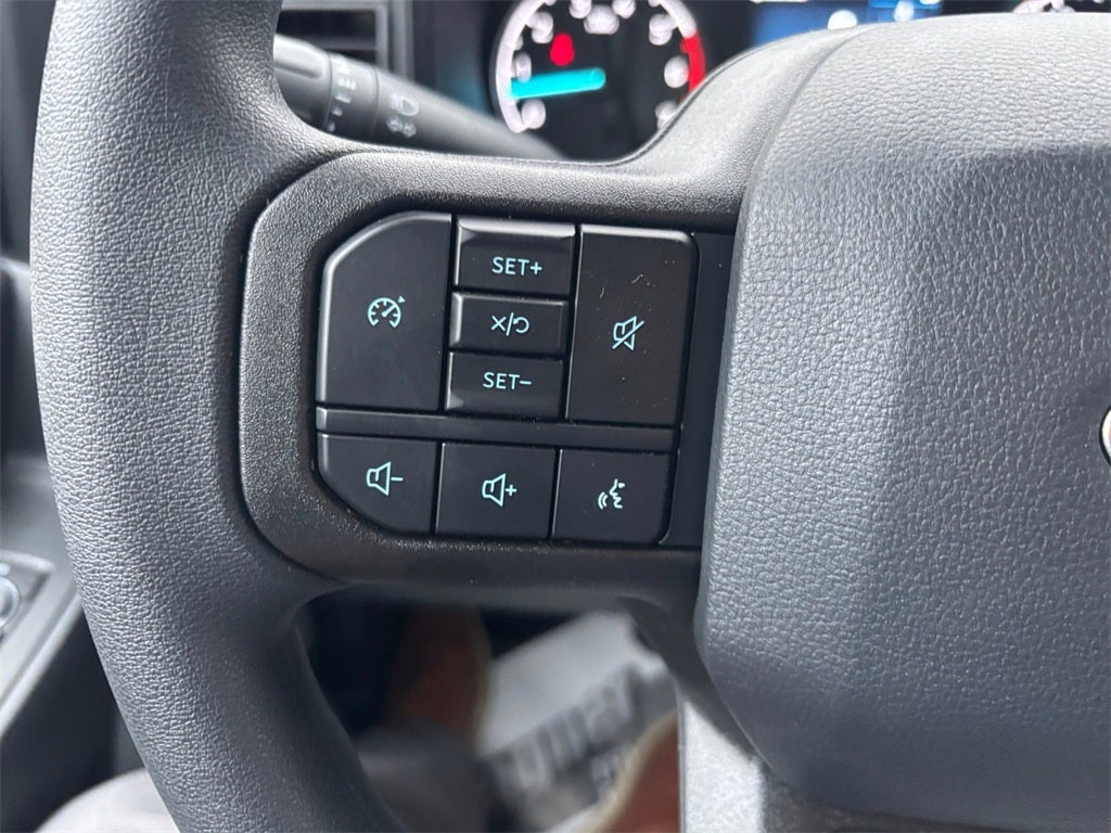 2026 Ford F-250SD XL 4x4 / 6.8L V8 / 8' Service Body