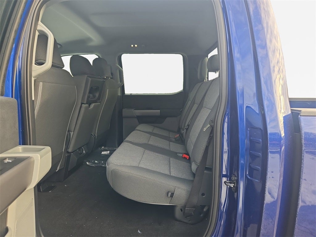 2026 Ford F-250SD XL STX 4x4 / 7.3L V8 / 6'9" Bed