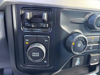 2026 Ford F-250SD XL 4x4 / 6.8L V8 / 8' Bed